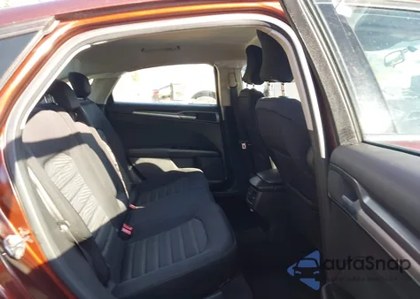 2016 Ford Fusion Se z USA, uszkodzony, nr VIN 3FA6P0H70GR332186